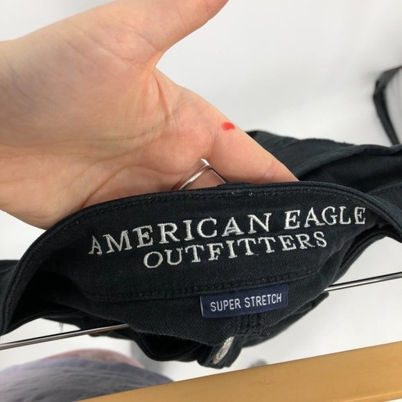 American Eagle black denim super stretch shorts size 4 jean shorts - Picture 4 of 12